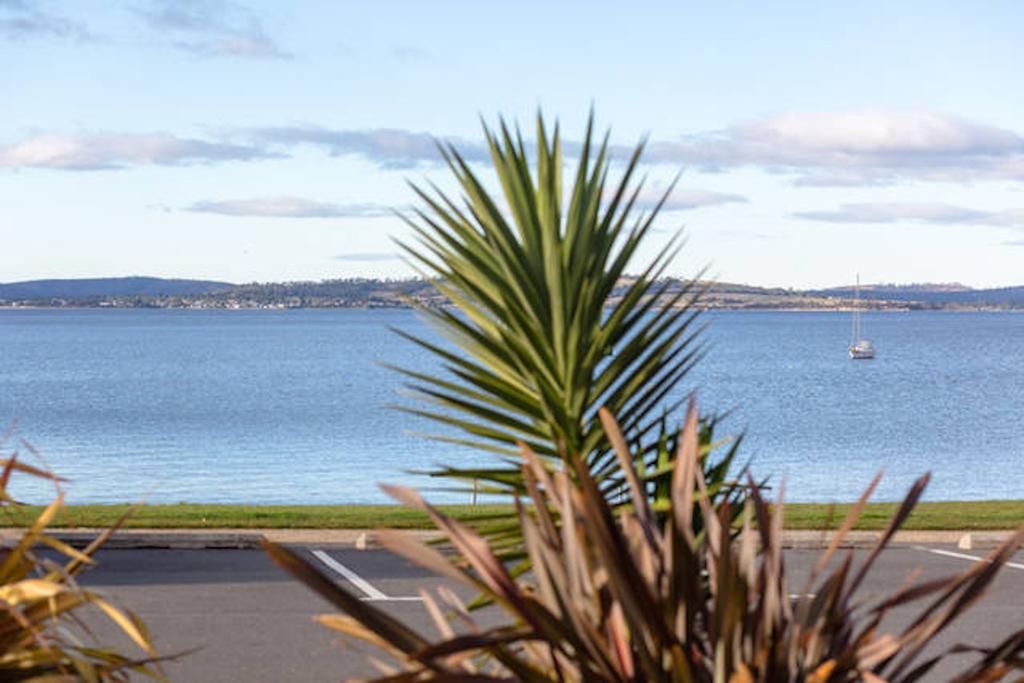 Beachfront Apartment Blackmans Bay Kingston Beach Zewnętrze zdjęcie